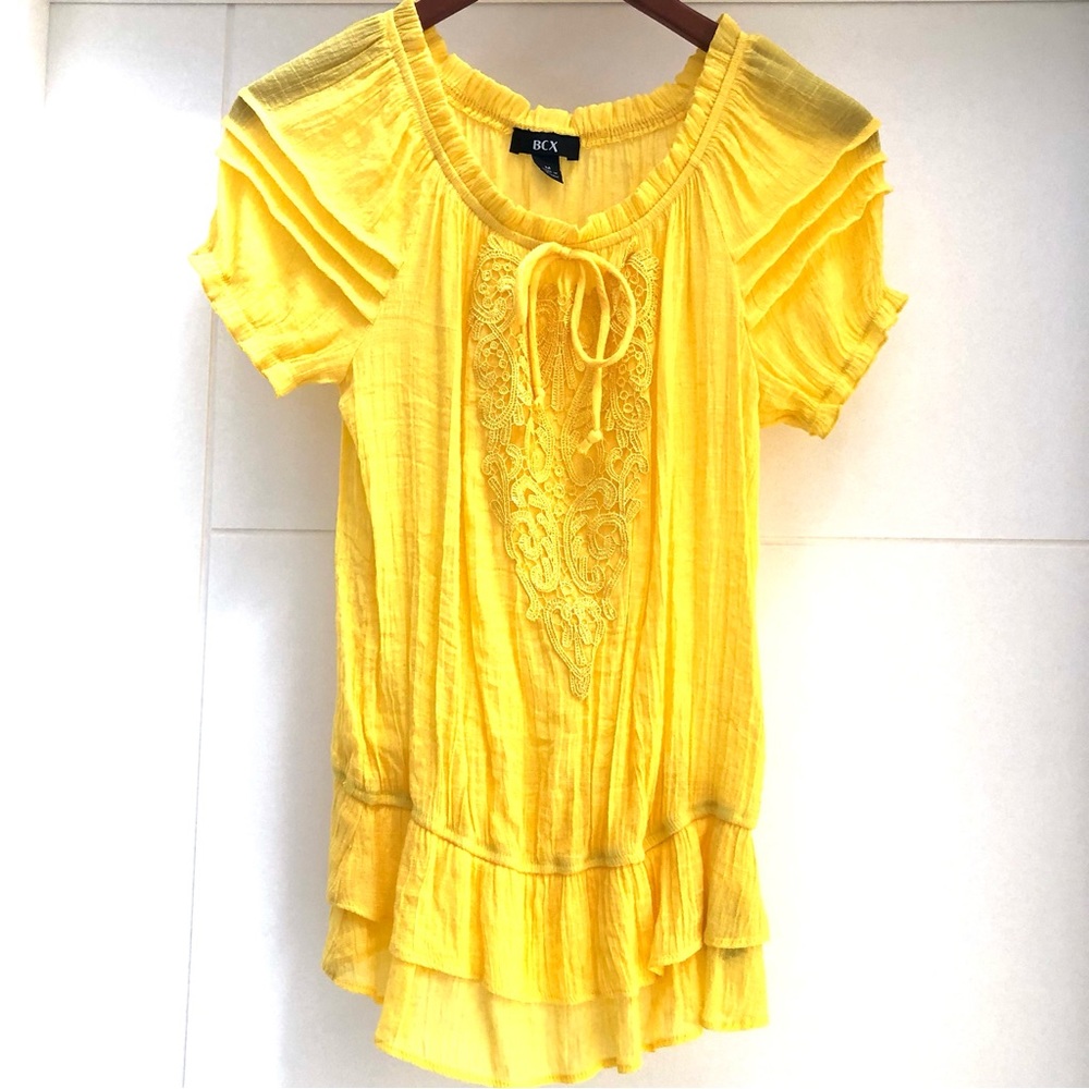 BCX yellow short sleeve embroidered Top